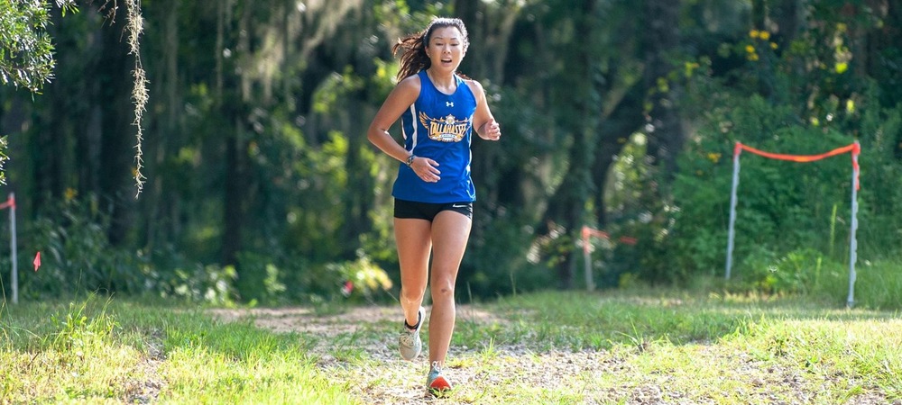 Mia Wiederkehr in action at the Cougar XC Challenge (Photo courtesy of Greg Rowland)