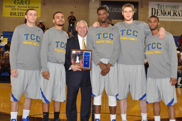 TCC Athletics celebrated Sophomore Night on Saturday.